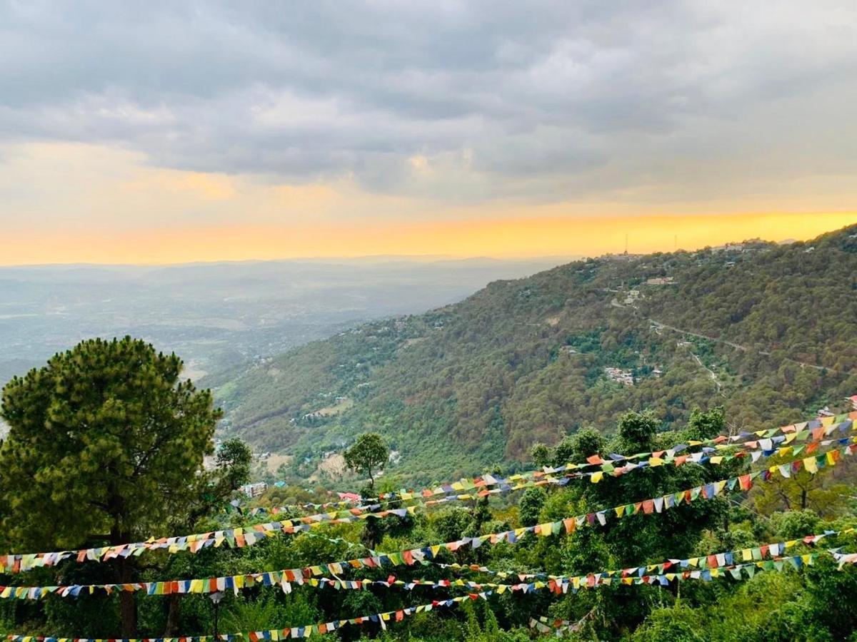 The Horizon Villa South Dharamszala Kültér fotó