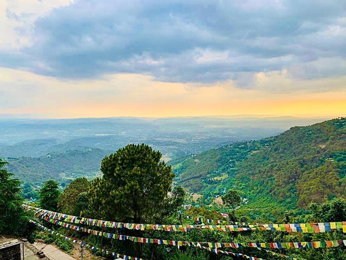 The Horizon Villa South Dharamszala Kültér fotó
